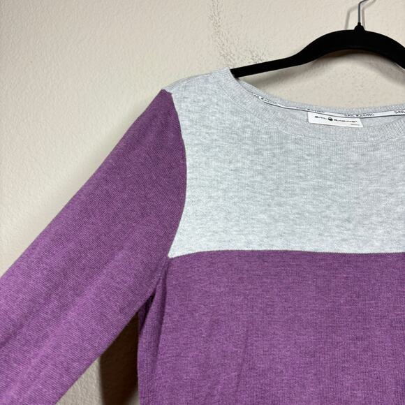 Sail Racing Womens Small Sweater Purple Gray Colorblock Cotton Button Shoulder - Picture 3 of 9